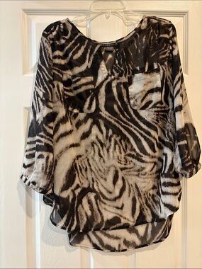 Lightweight Black & White Animal Print Blouse